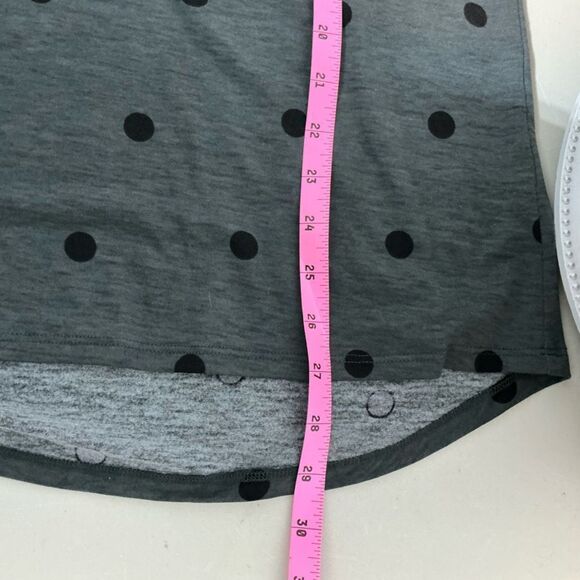Women's LuLaRoe Grey Tunic Top w Black Dots "Lynnae" Print, Size Large NWT's - Picture 9 of 9